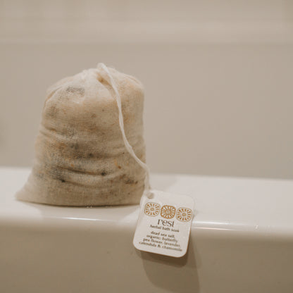 Rest Herbal Bath Soak